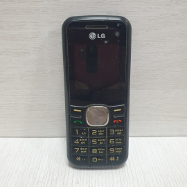 Мобильный телефон LG GS101, без зарядки и аккумулятора, работоспособность неизвестна